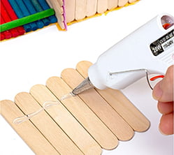 8102 白色不透明热熔胶棒 8102 白色不透明热熔胶棒